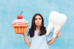 How Does Sugar Cause Cavities - Why Does Sugar Rot Your Teeth